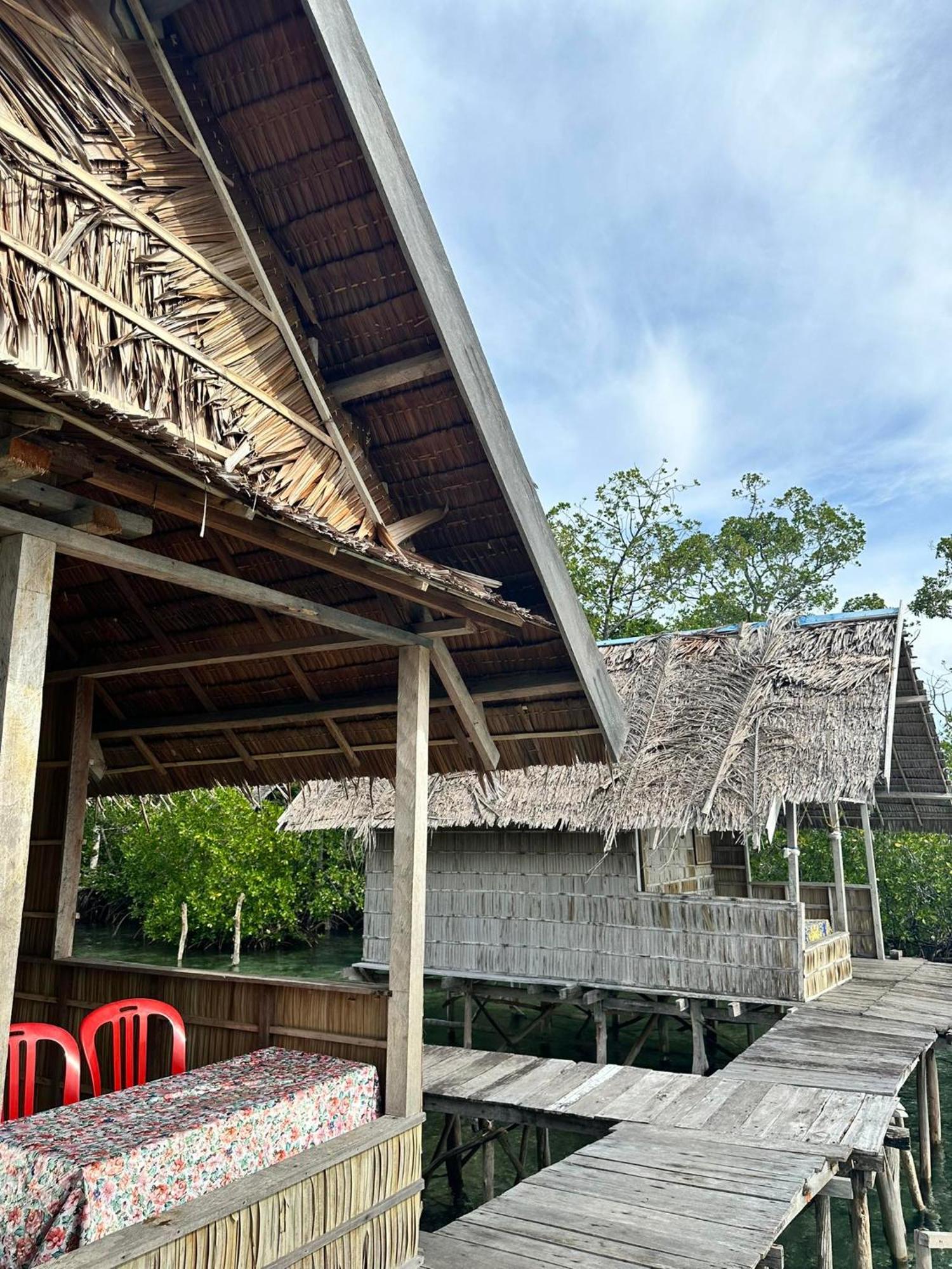Nyanse Homestay - Raja Ampat Besir Exterior foto