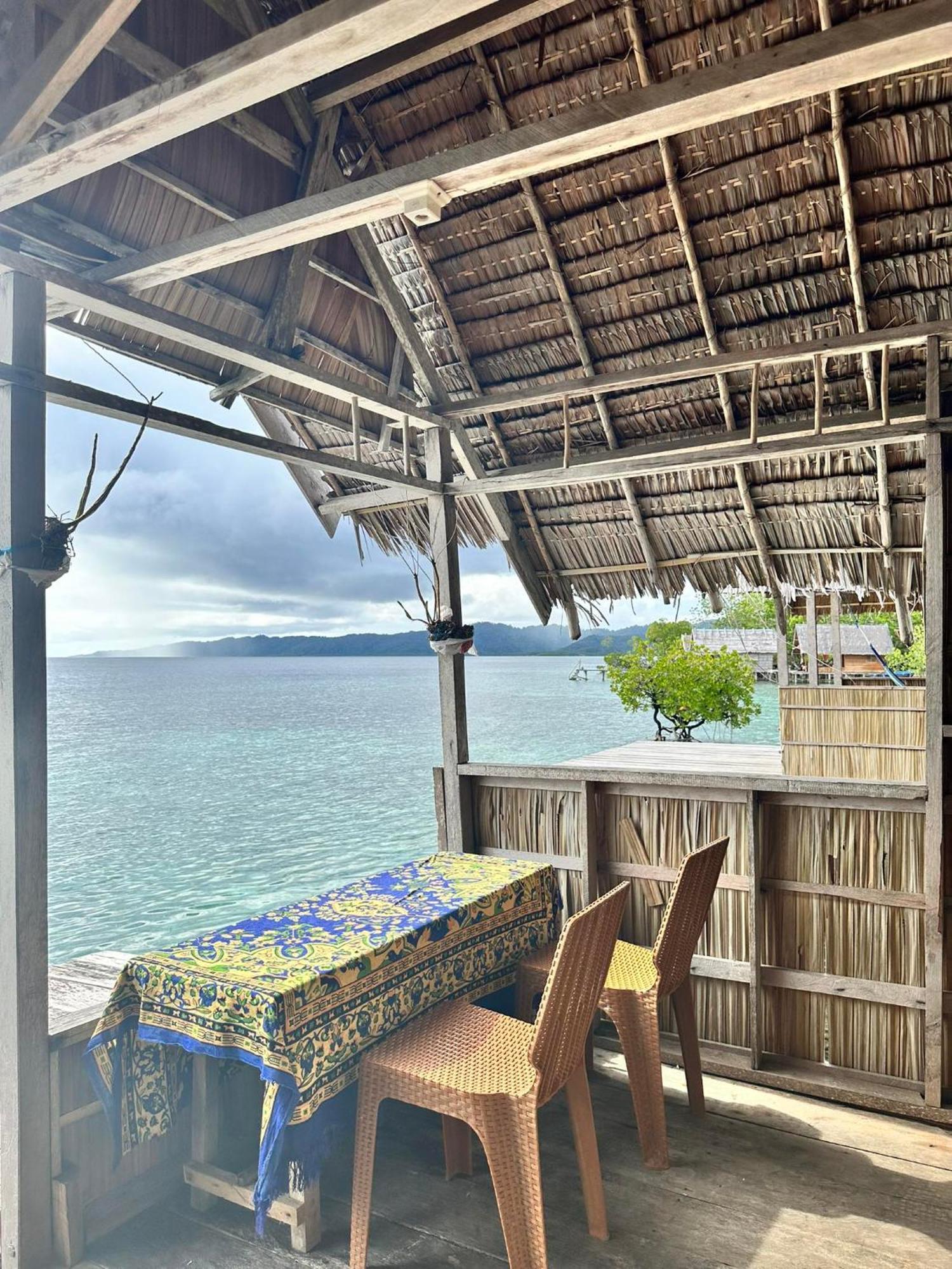 Nyanse Homestay - Raja Ampat Besir Exterior foto